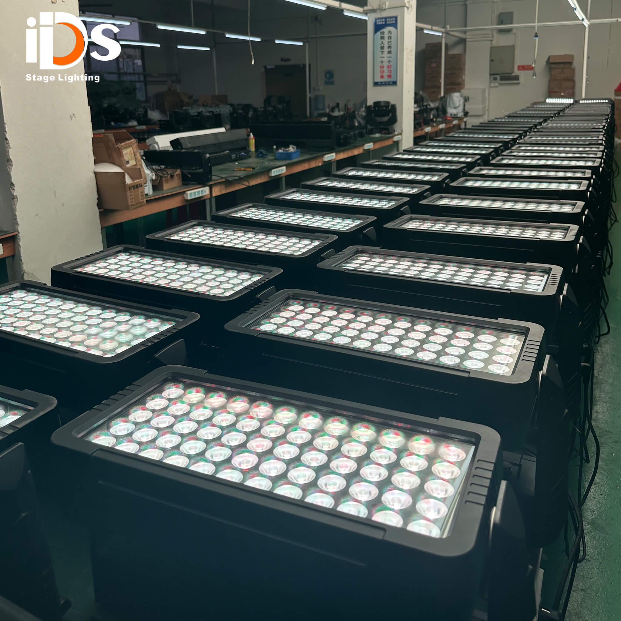 60x10W RGBW Waterproof 4-IN-1 Wash Light