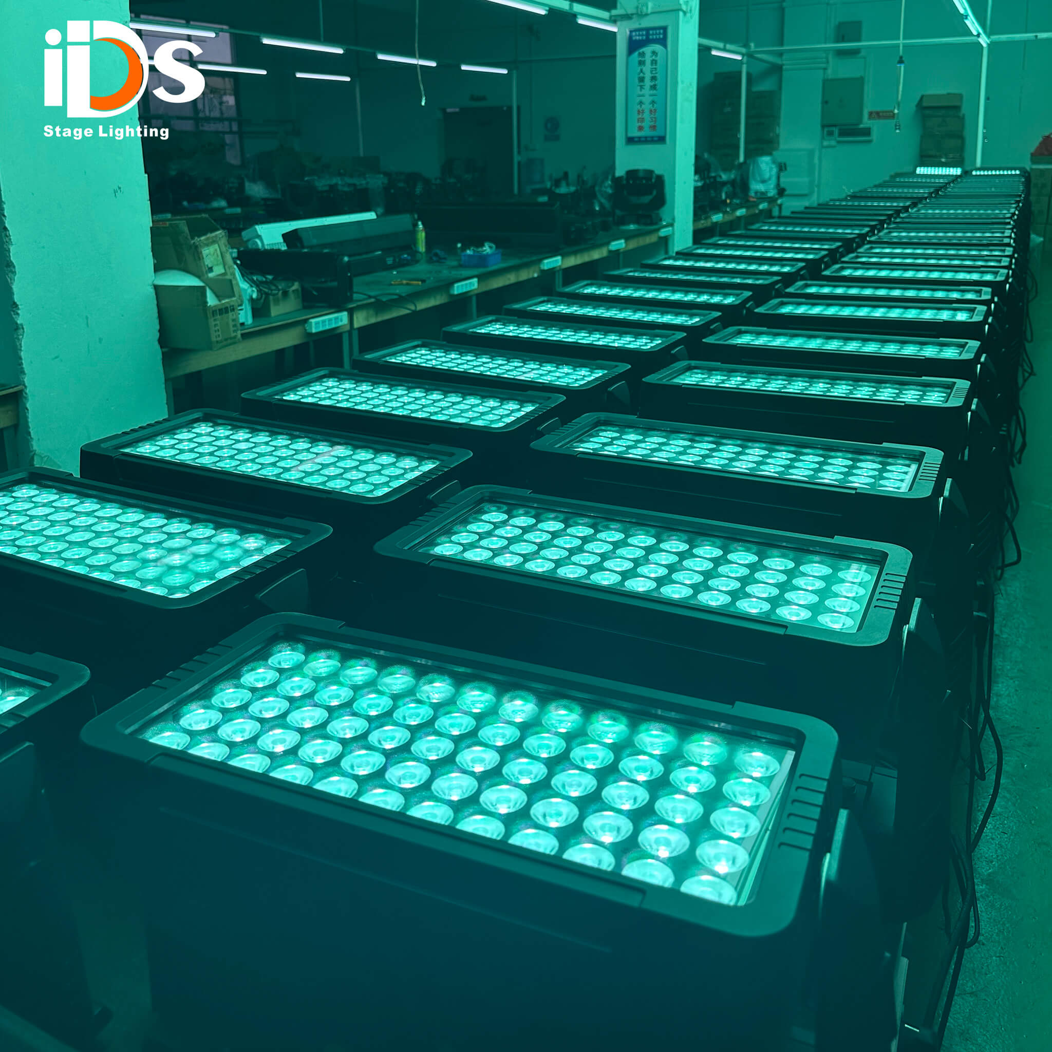 60x10W RGBW Waterproof 4-IN-1 Wash Light